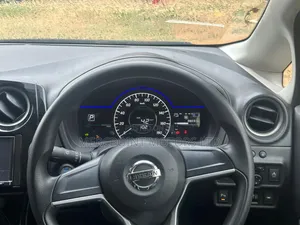 Nissan Note 2019 Blue