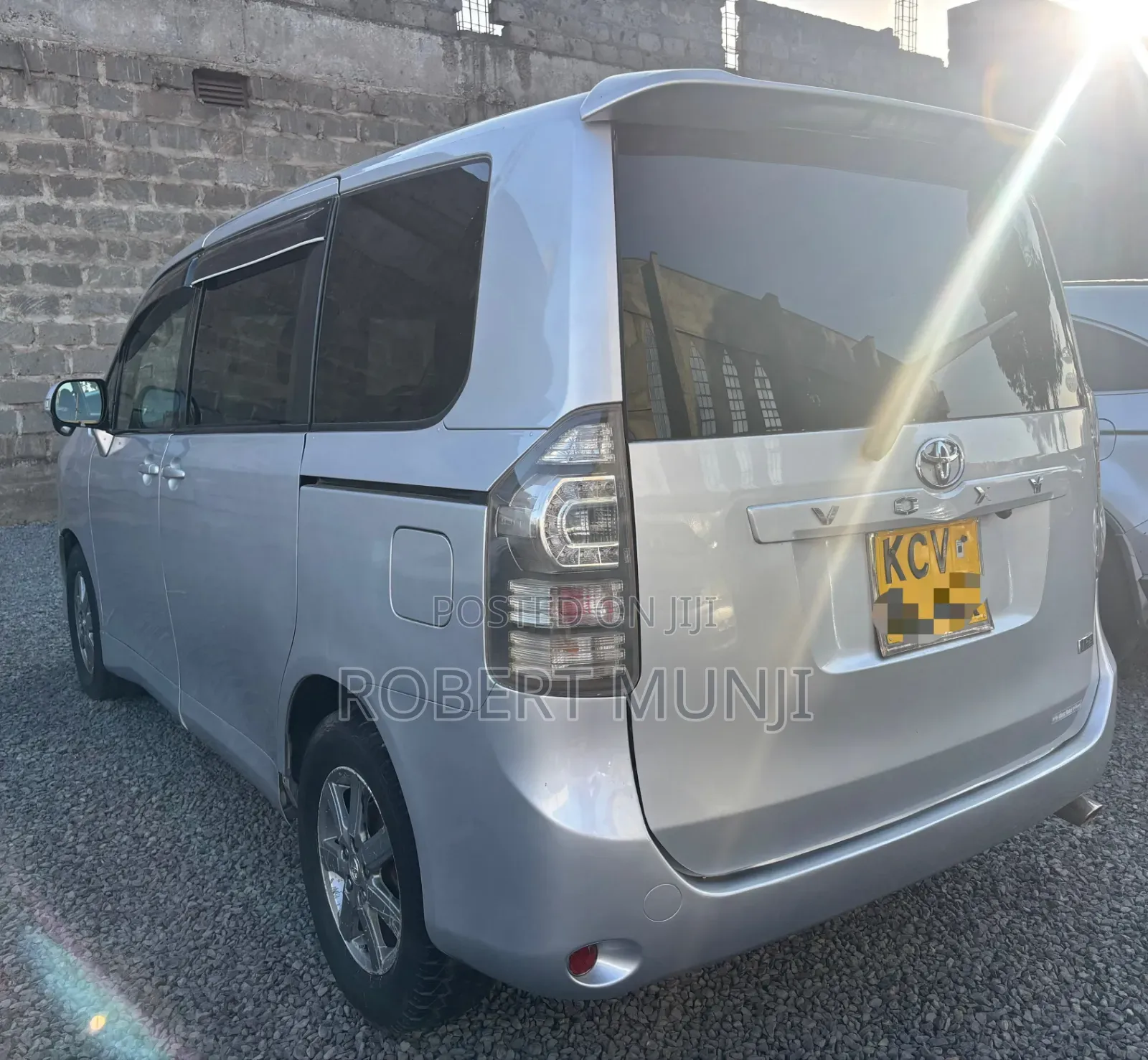 Toyota Voxy 2012 Silver