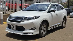 Toyota Harrier 2.0 2015 Pearl