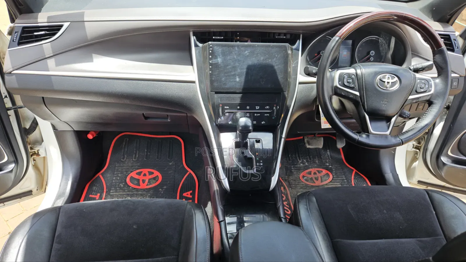 Toyota Harrier 2.0 2015 Pearl