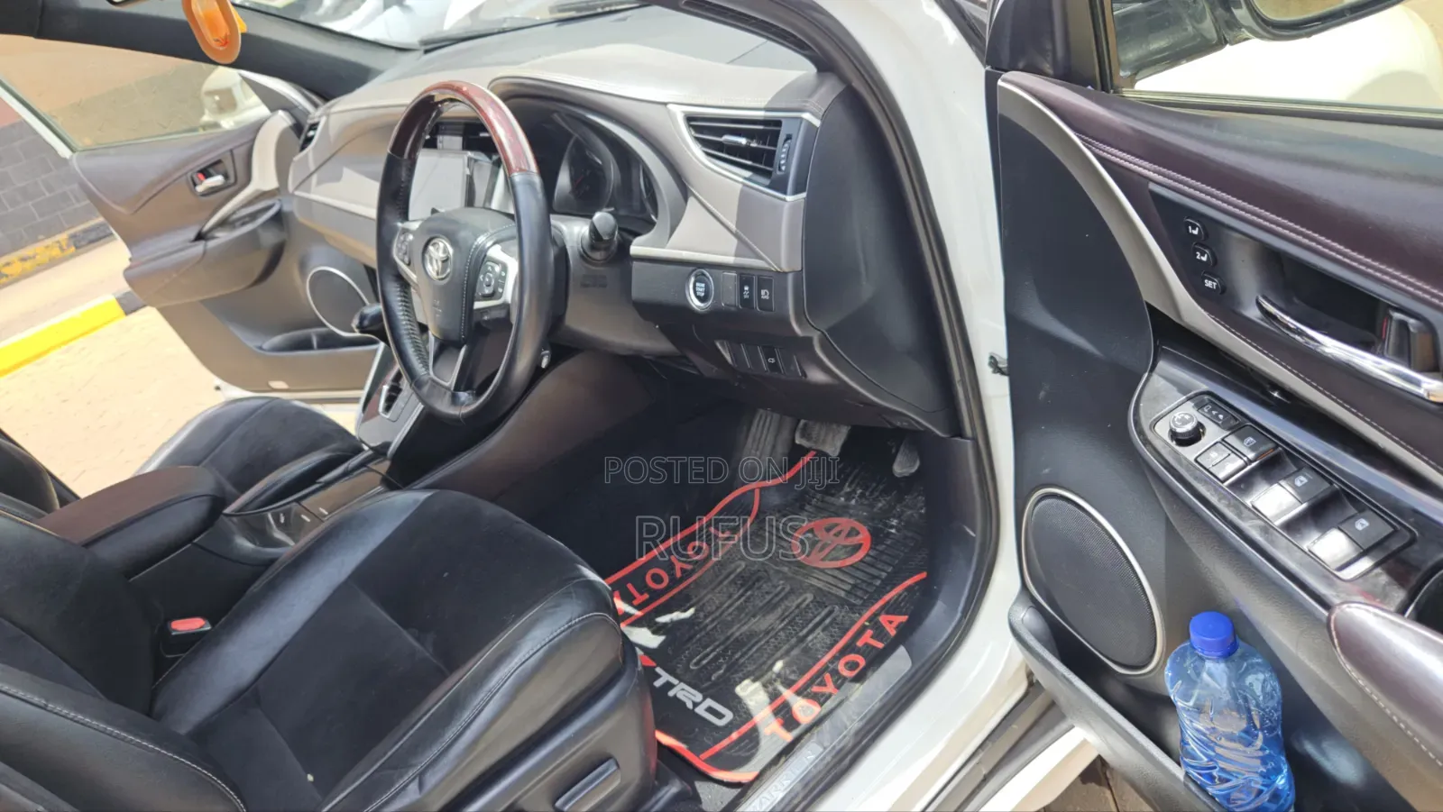 Toyota Harrier 2.0 2015 Pearl