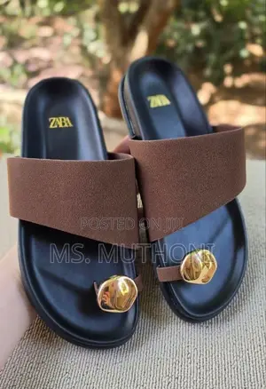 Zara Toe Ring Sandals With Gold Hardware Size 37-41