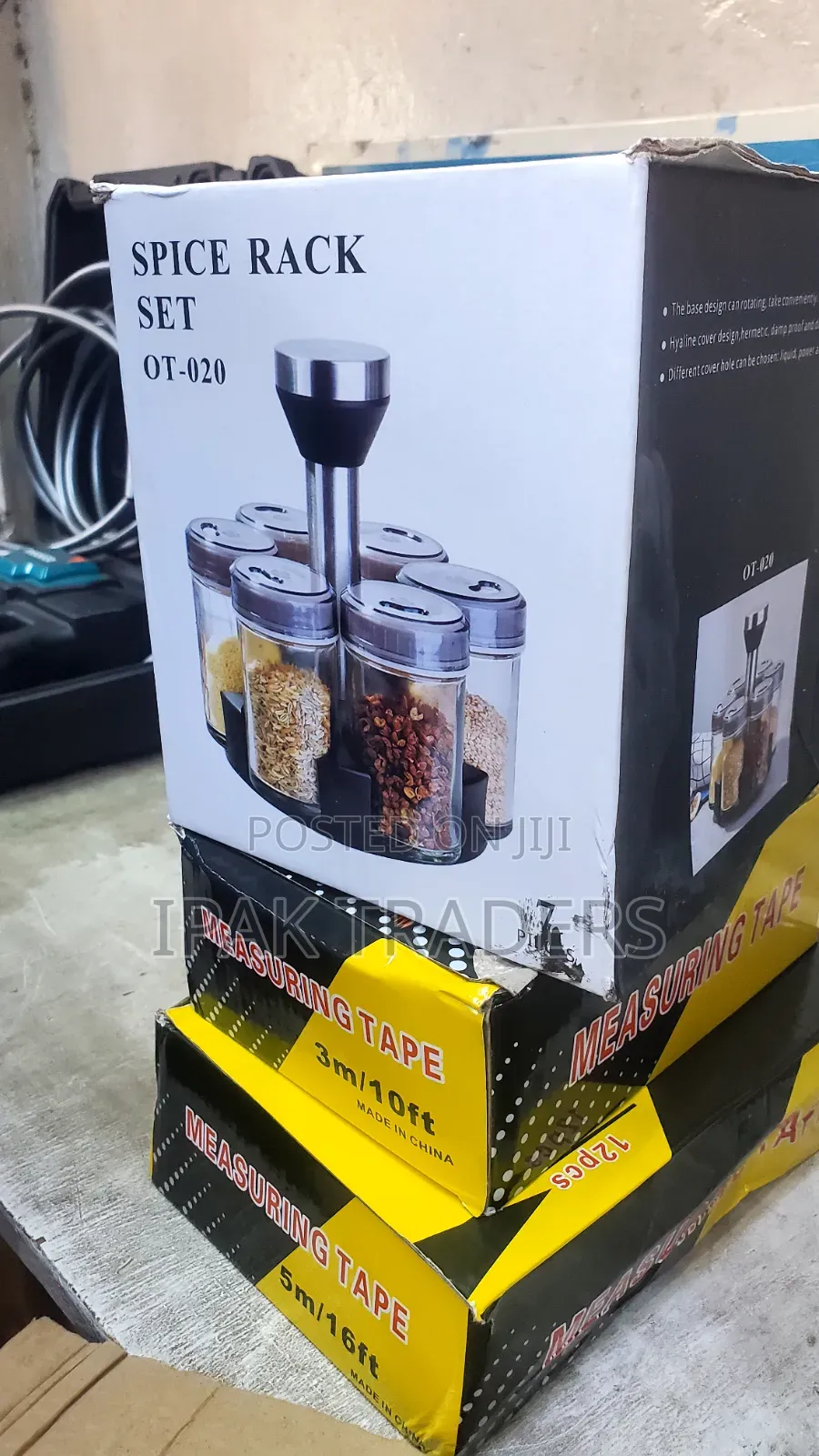 360° Rotating Spice Rack Organizer With Glass Jars 7pc