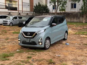 Nissan Dayz 2019 Burgundy