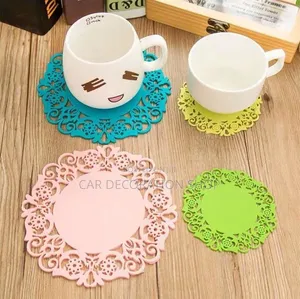6pcs Dining/Kitchen Countertop Traps Heat /Provides Nonslip Grip