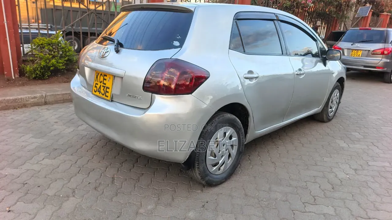Toyota Auris 2008 Silver