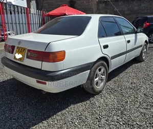 Toyota Corona Premio 2001 White