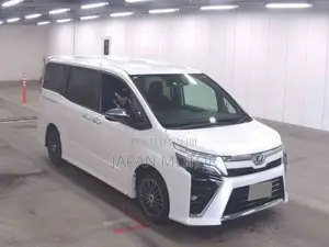 Toyota Voxy 2020 Pearl