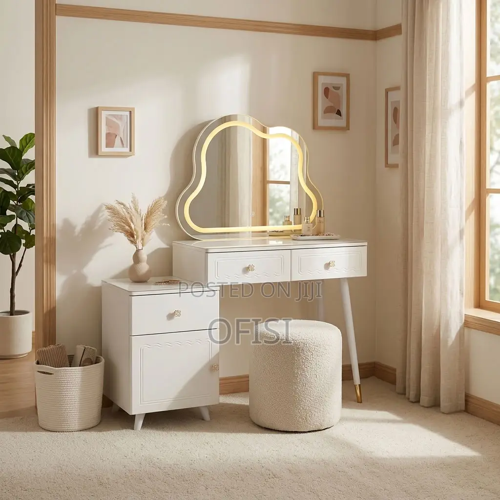 Dressing Table; Modern Vanity Table With Mirror