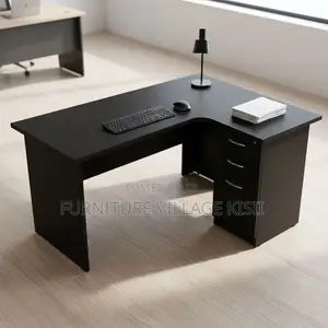 L-Shaped 1.4m Customised Office Desk