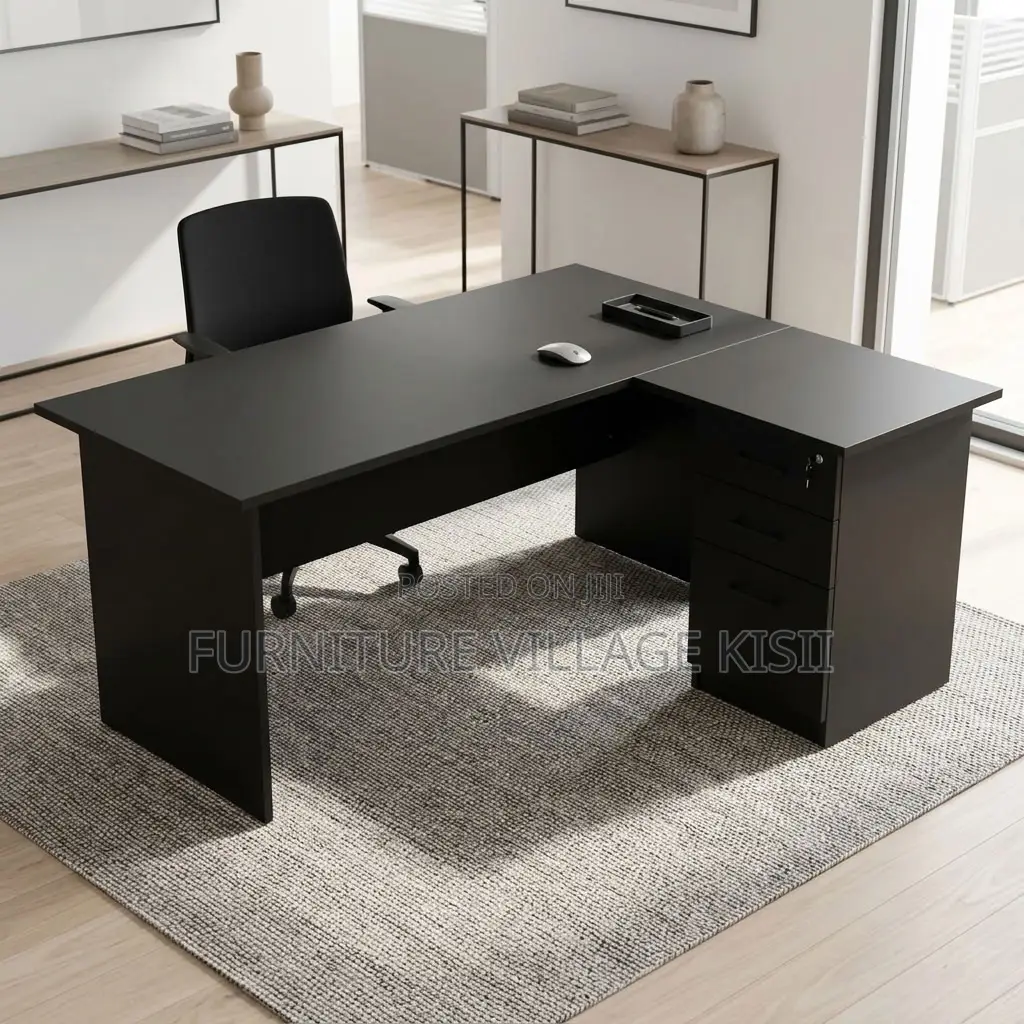 L-Shaped 1.4m Customised Office Desk