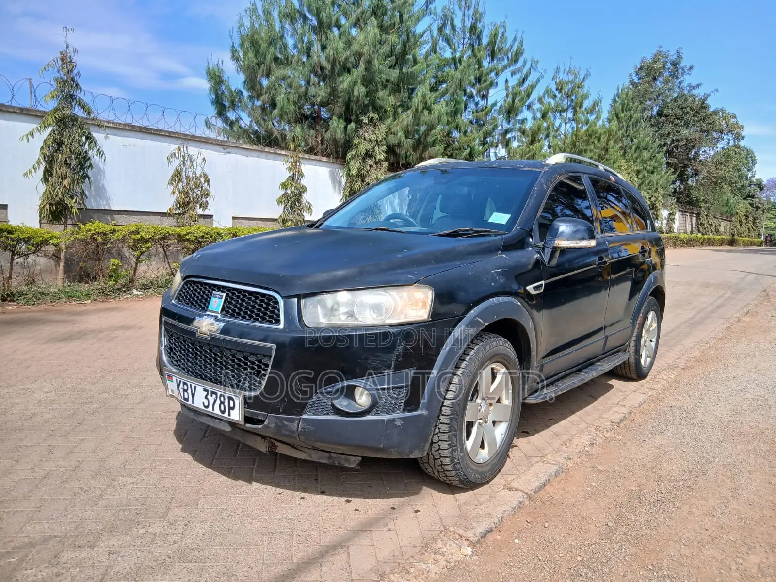 Chevrolet Captiva 2013 Black