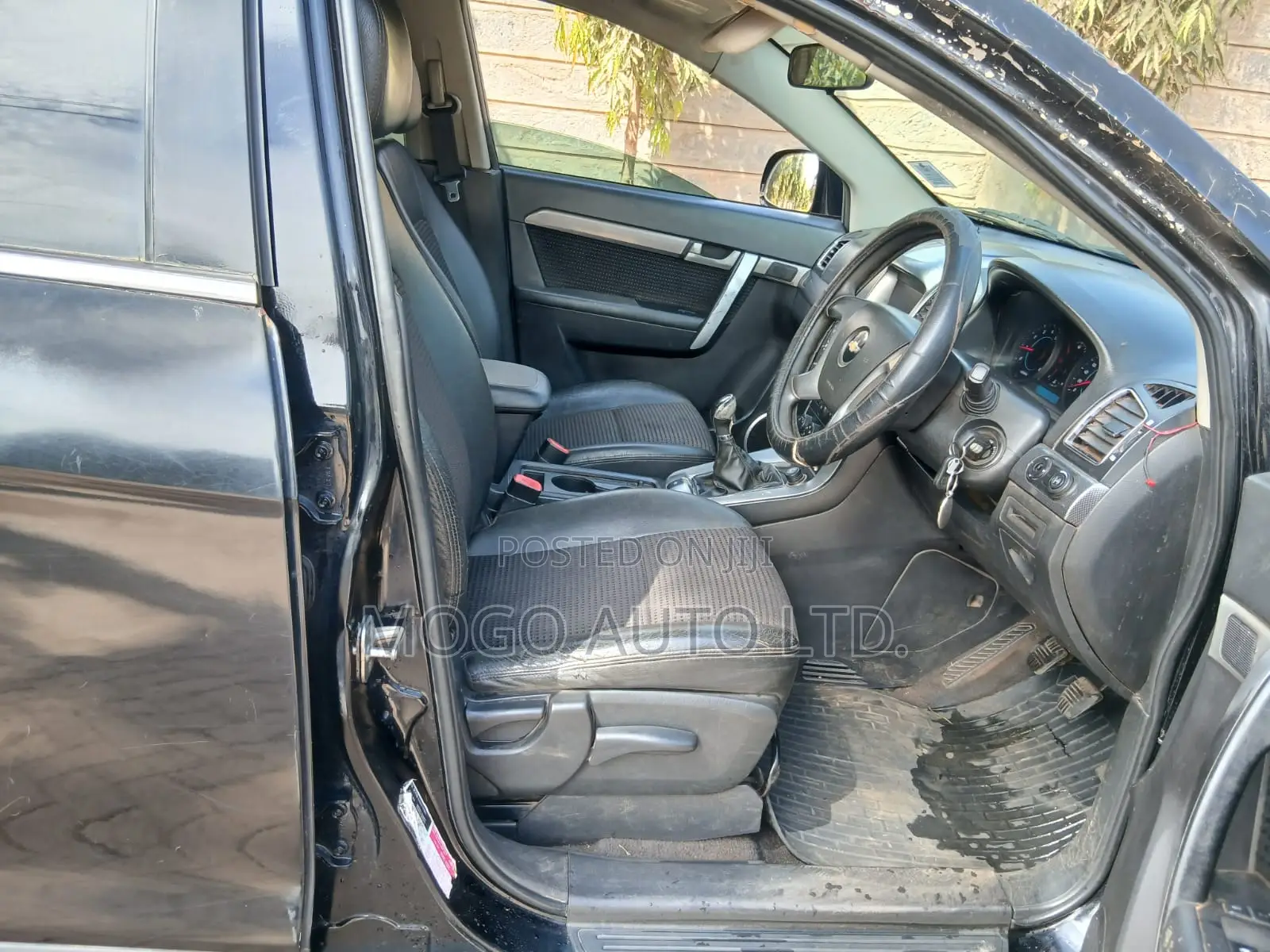Chevrolet Captiva 2013 Black