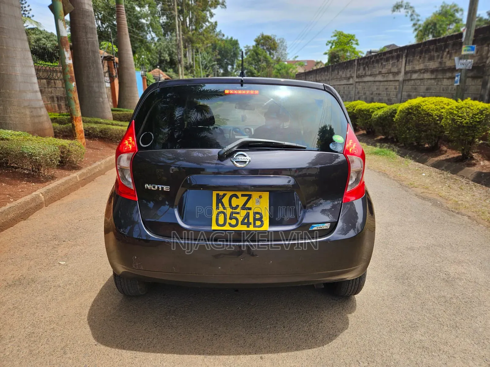 Nissan Note 2013 Burgundy