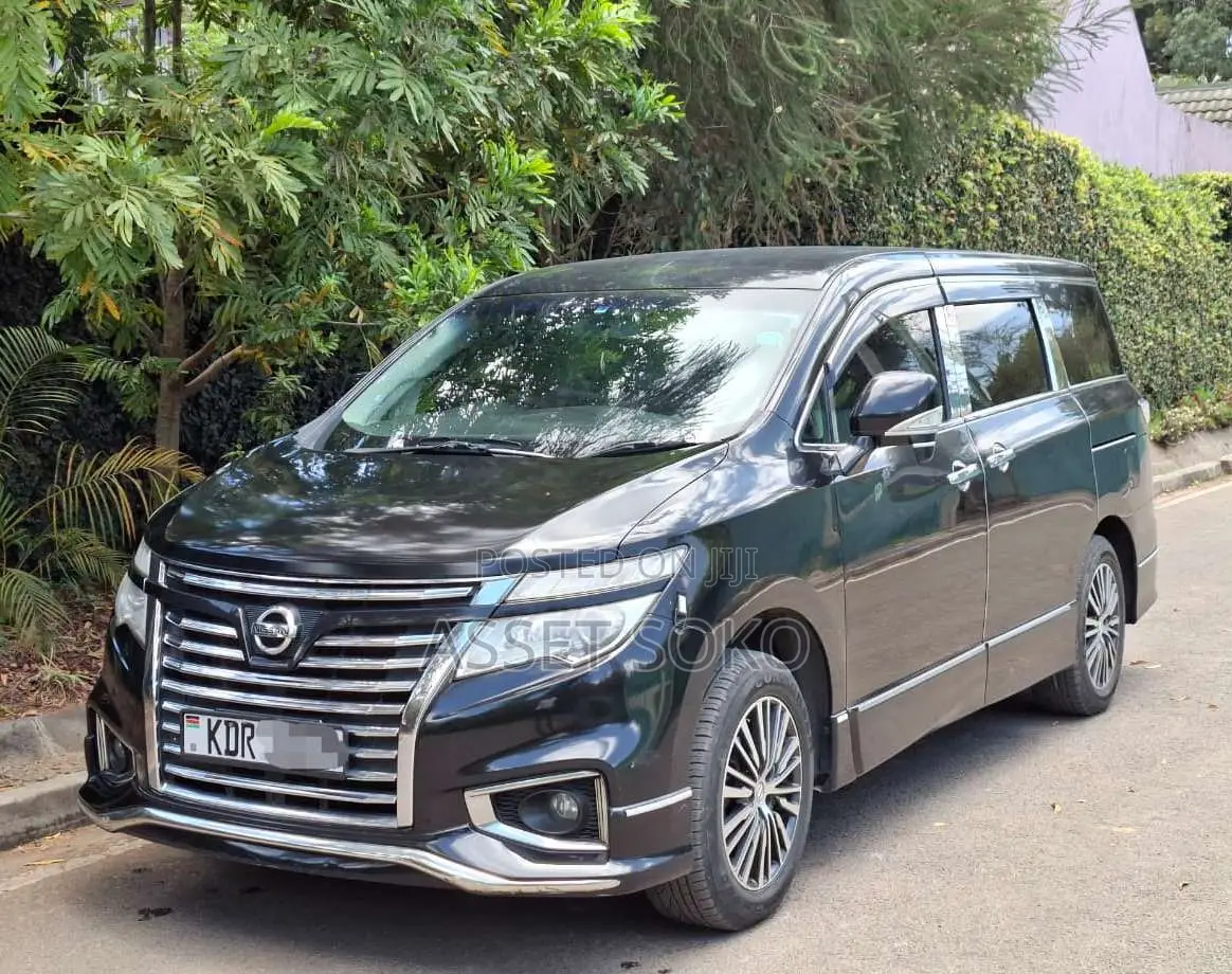 Nissan Elgrand 2017 Black