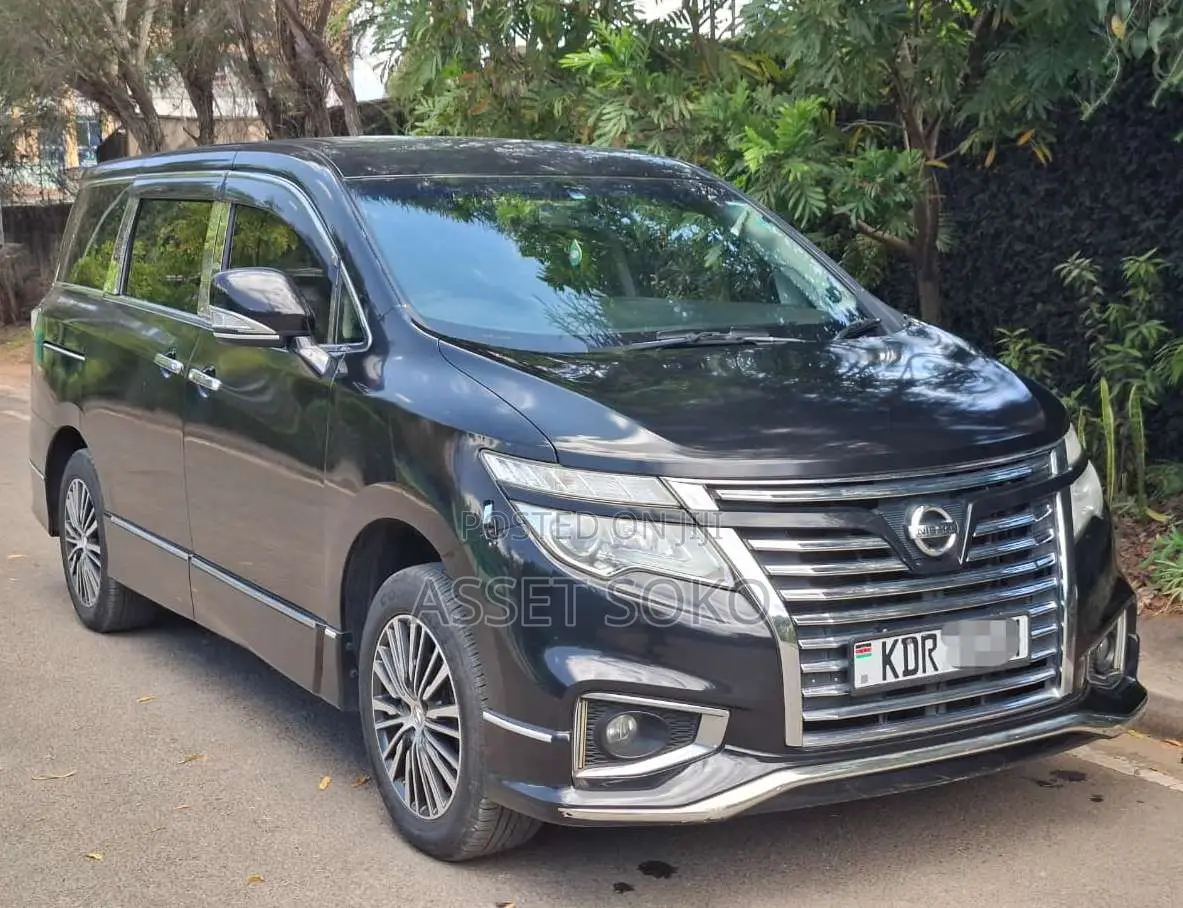 Nissan Elgrand 2017 Black