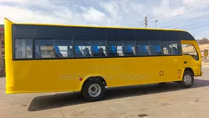 Isuzu NQR 2014 Yellow