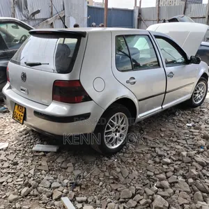 Volkswagen Golf 1.6 Automatic 2003 Silver