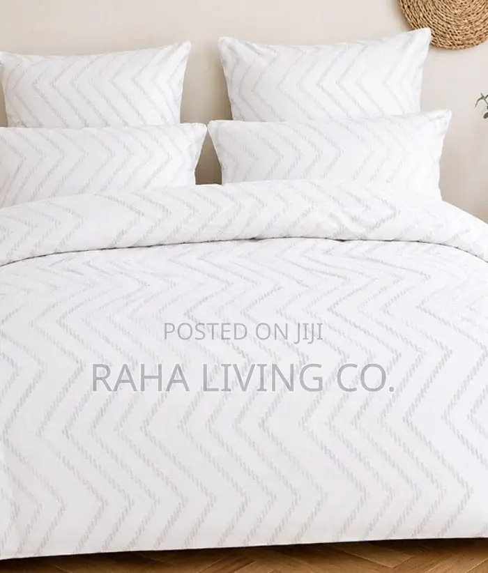 Tufted Duvet Set | White | Extra King 7x8 8x8 | 6 Pieces