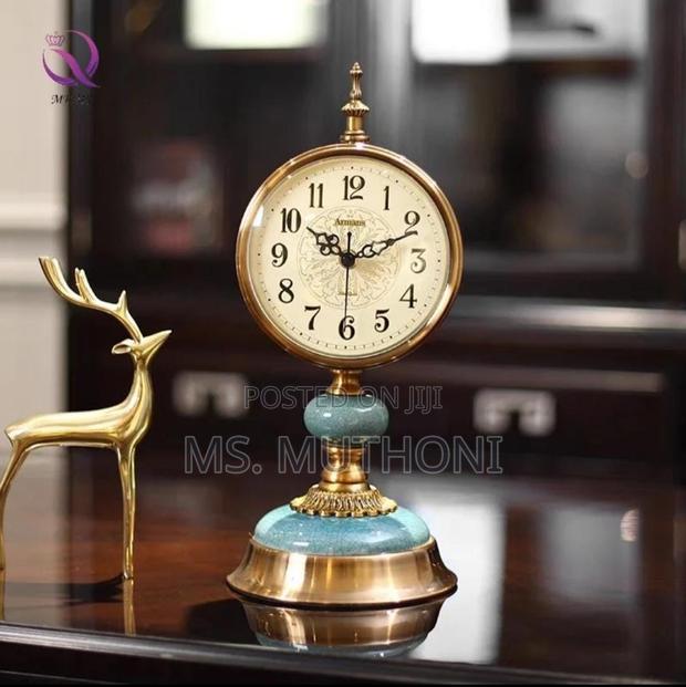 Vintage Metal and Ceramic Desk Clock / Mantel Clock - thumbnail 2