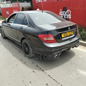 Mercedes-Benz C180 2012 Black