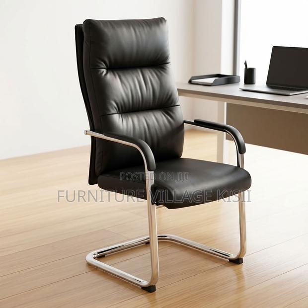 Executive Leather Visitor Waiting Seat - thumbnail 2