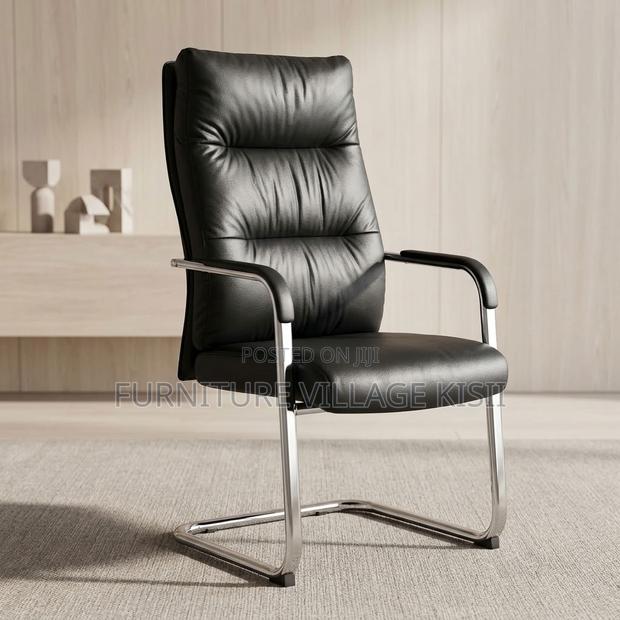 Executive Leather Visitor Waiting Seat - thumbnail 9