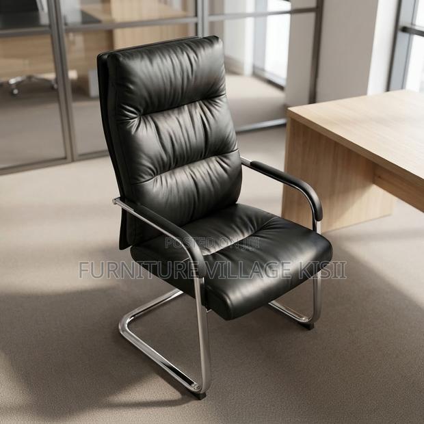 Executive Leather Visitor Waiting Seat - thumbnail 10