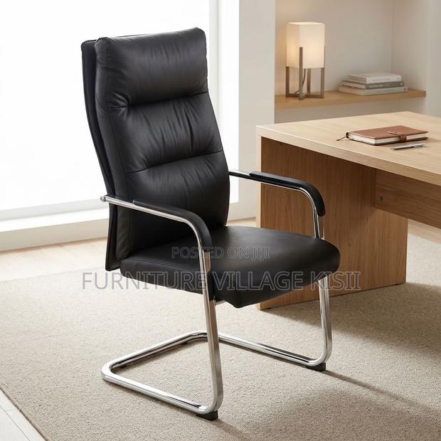 Executive Leather Visitor Waiting Seat - thumbnail 12