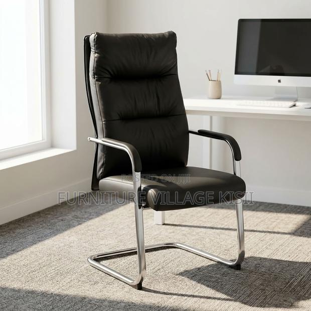 Executive Leather Visitor Waiting Seat - thumbnail 13
