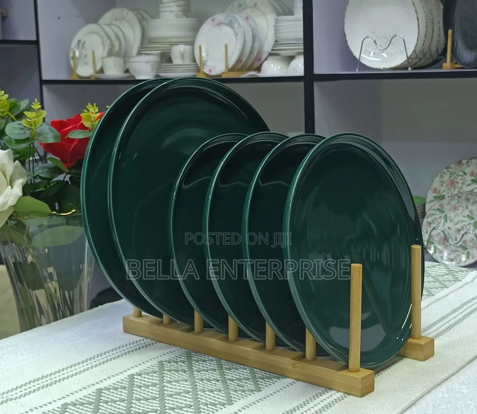 Round Nordic-Style Matte Ceramic Dinner Plates in Small & Large Size