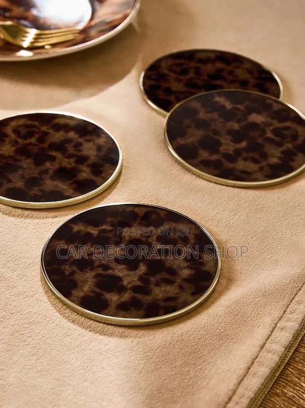 5pcs Handcrafted Marble Gold Round Serving Plates Mats - main view