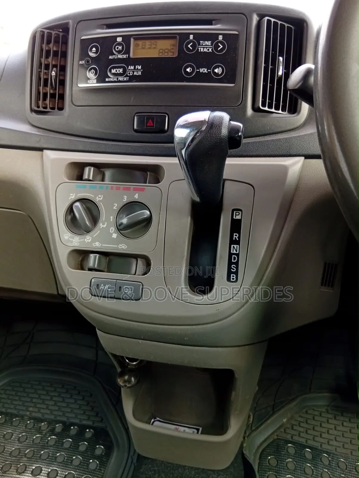 Daihatsu Mira 2017 Silver