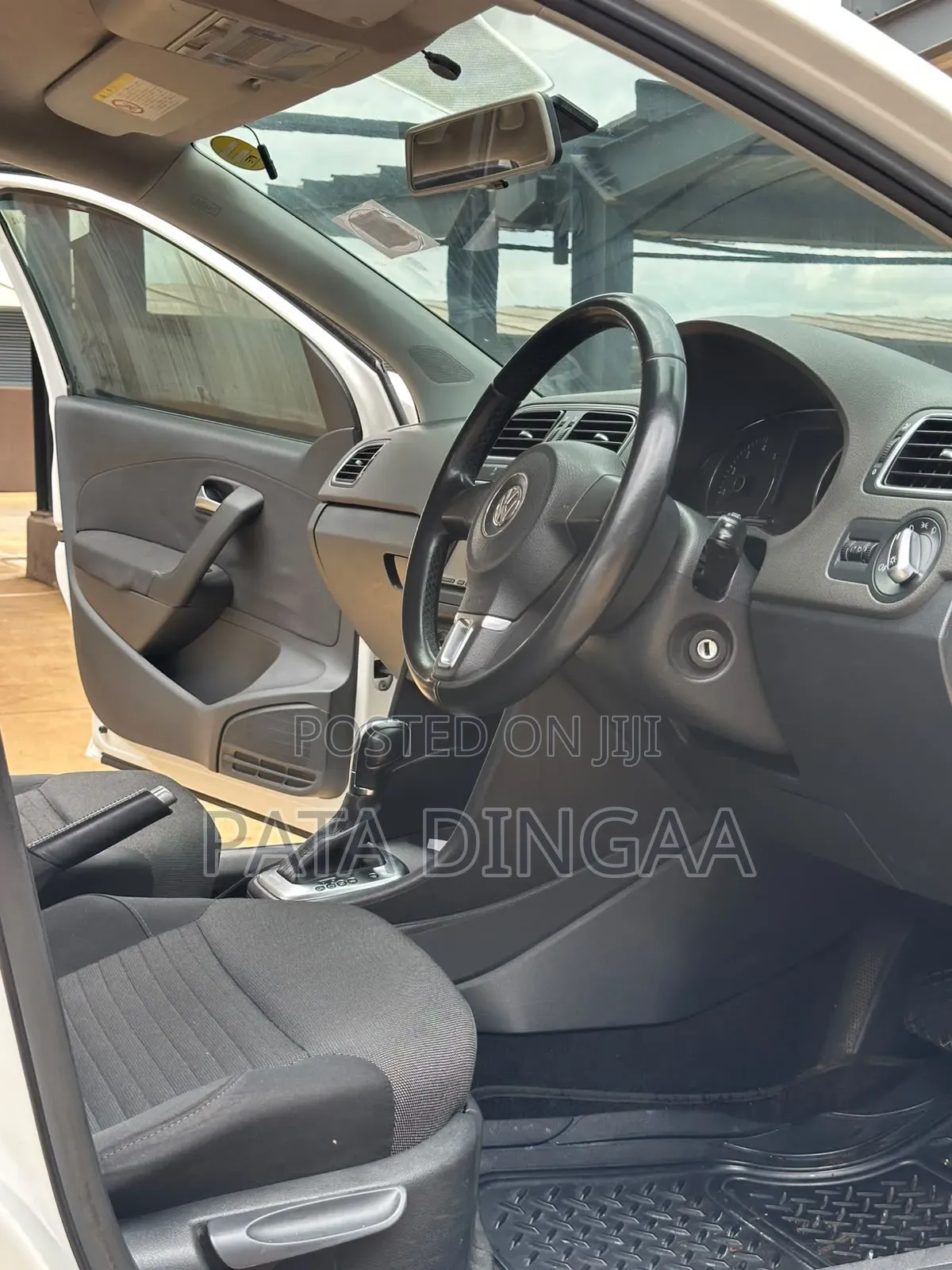 Volkswagen Golf 2013 White