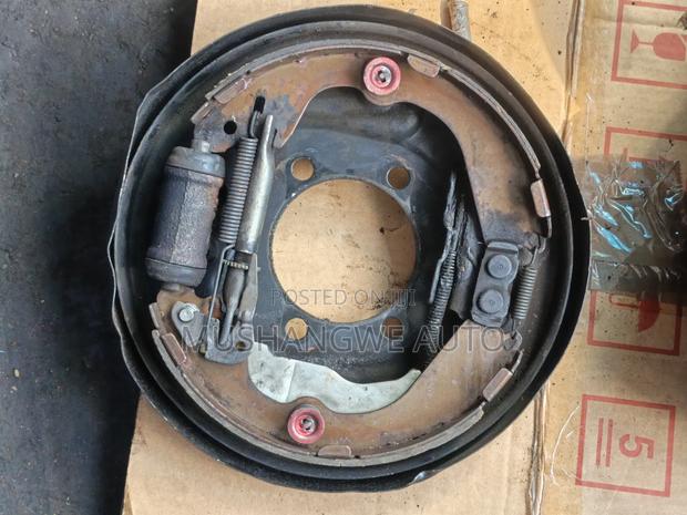 Backplate Nissan Nv200