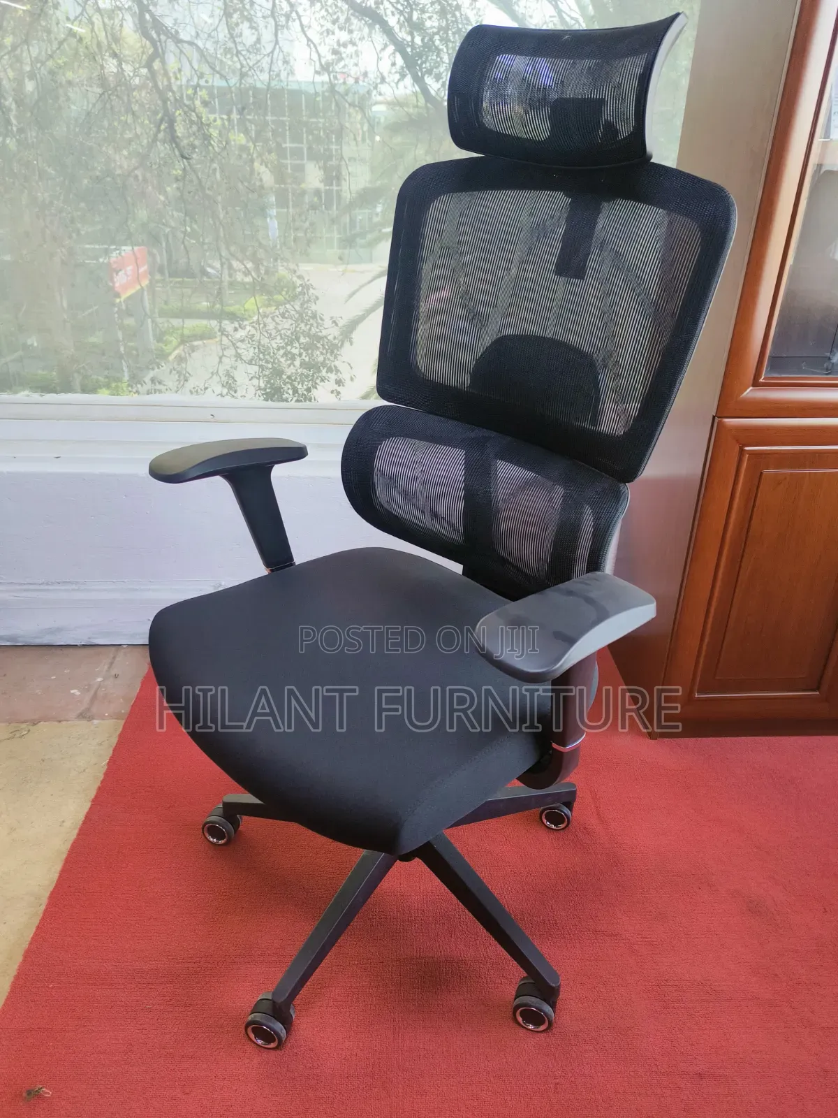 Black Ergonomic Mesh Executive Office Chair With Adjustable Headrest
