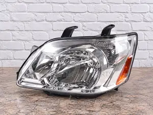 Head Lamp / Light Toyota Noah Azr60 2006 - 2007