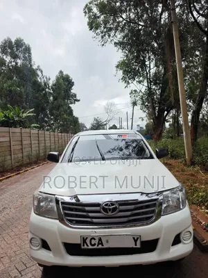 Toyota Hilux 2014