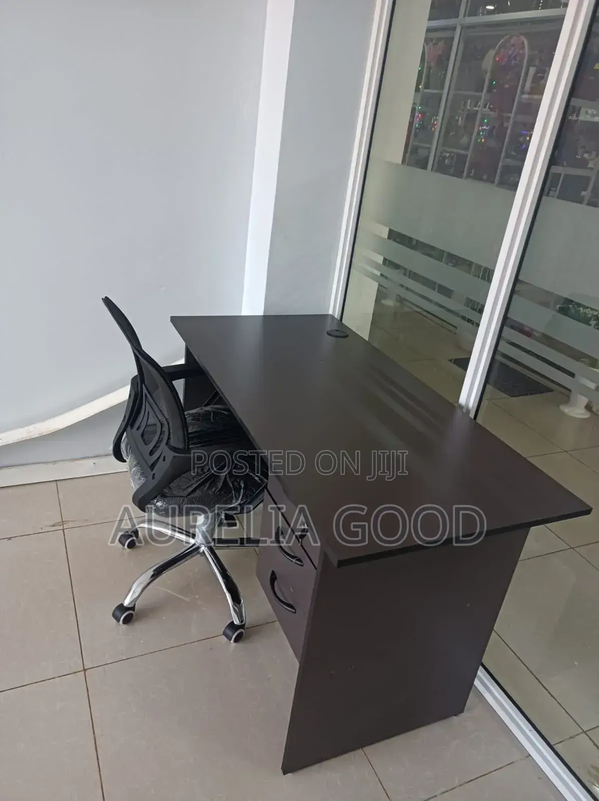Gre Desk and Mesh Chair Office Mesh