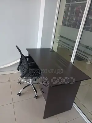 Gre Desk and Mesh Chair Office Mesh
