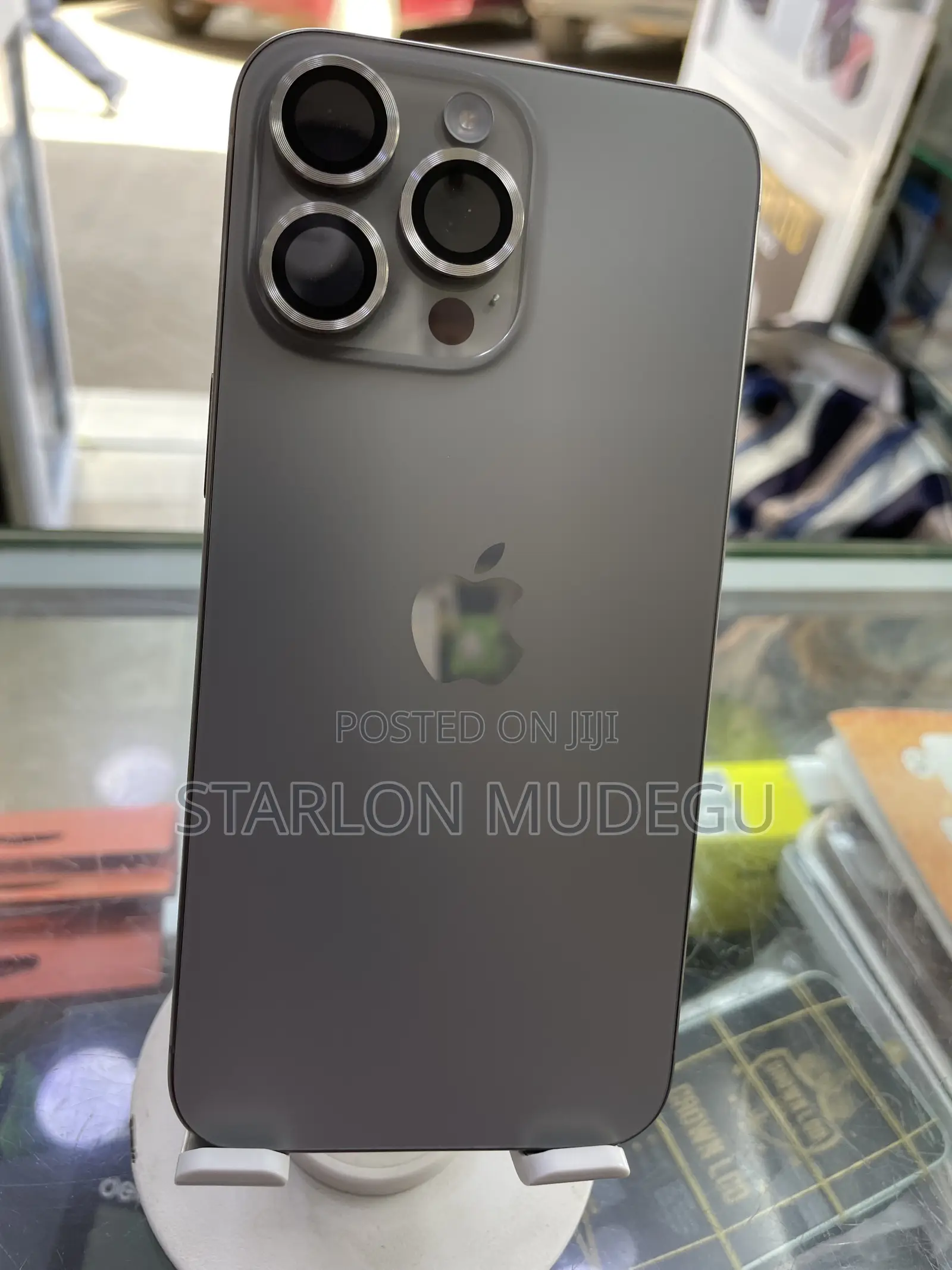 Apple iPhone 15 Pro Max 256 GB Gray
