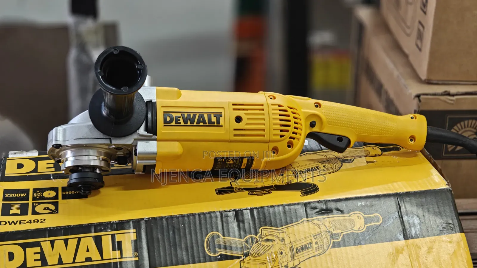 Dewalt – DWE492-B5-2200W 230mm 9 Inch – Angle Grinder