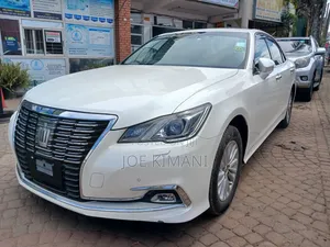 Toyota Crown 2015 White