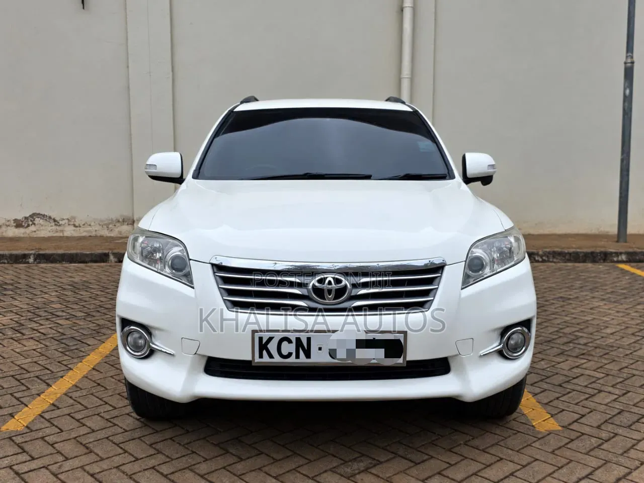 Toyota Vanguard 2010 White