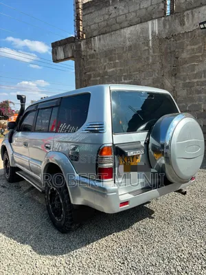 Toyota Land Cruiser Prado 2001 Silver