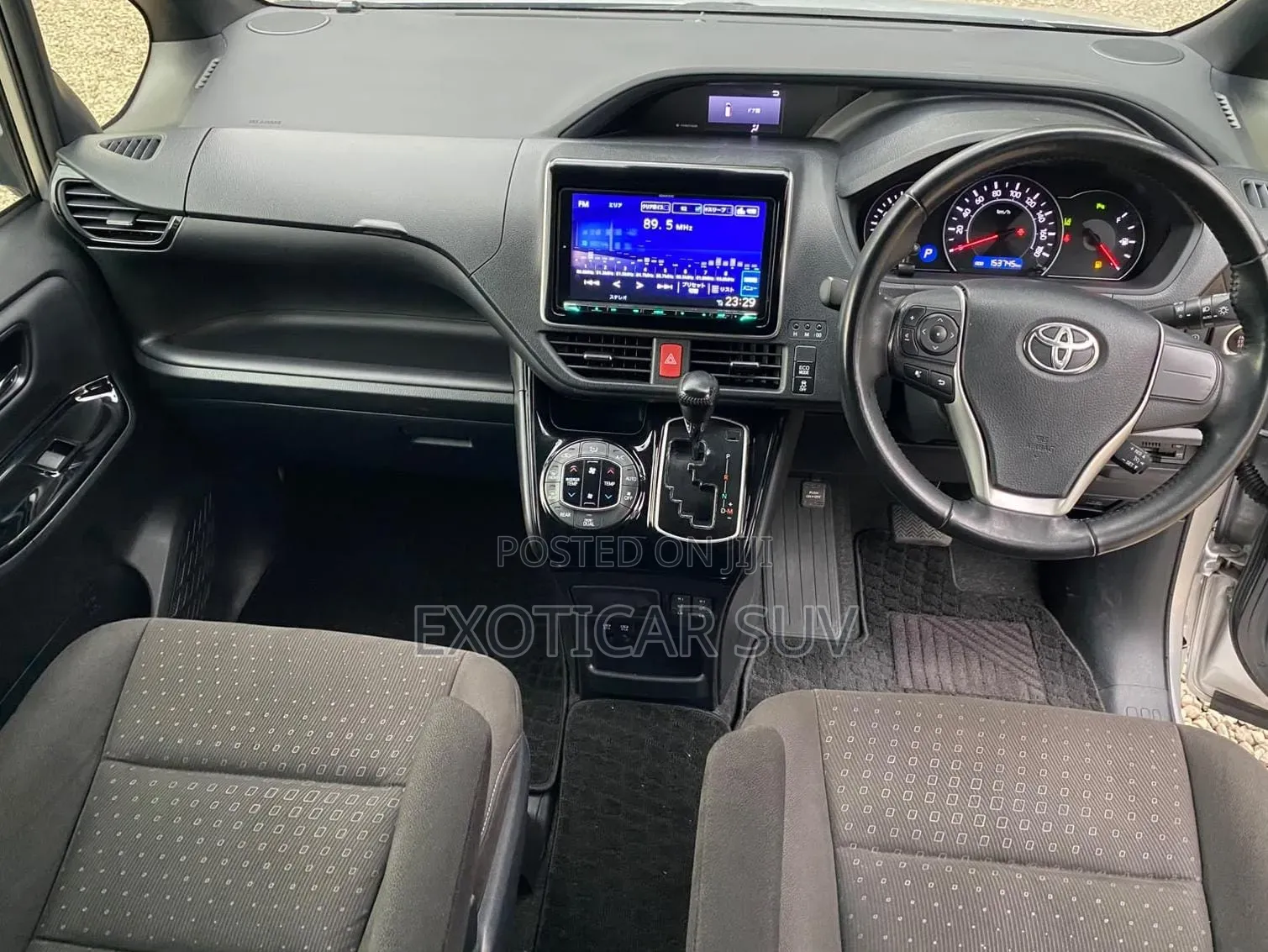 Toyota Noah 2020 Silver
