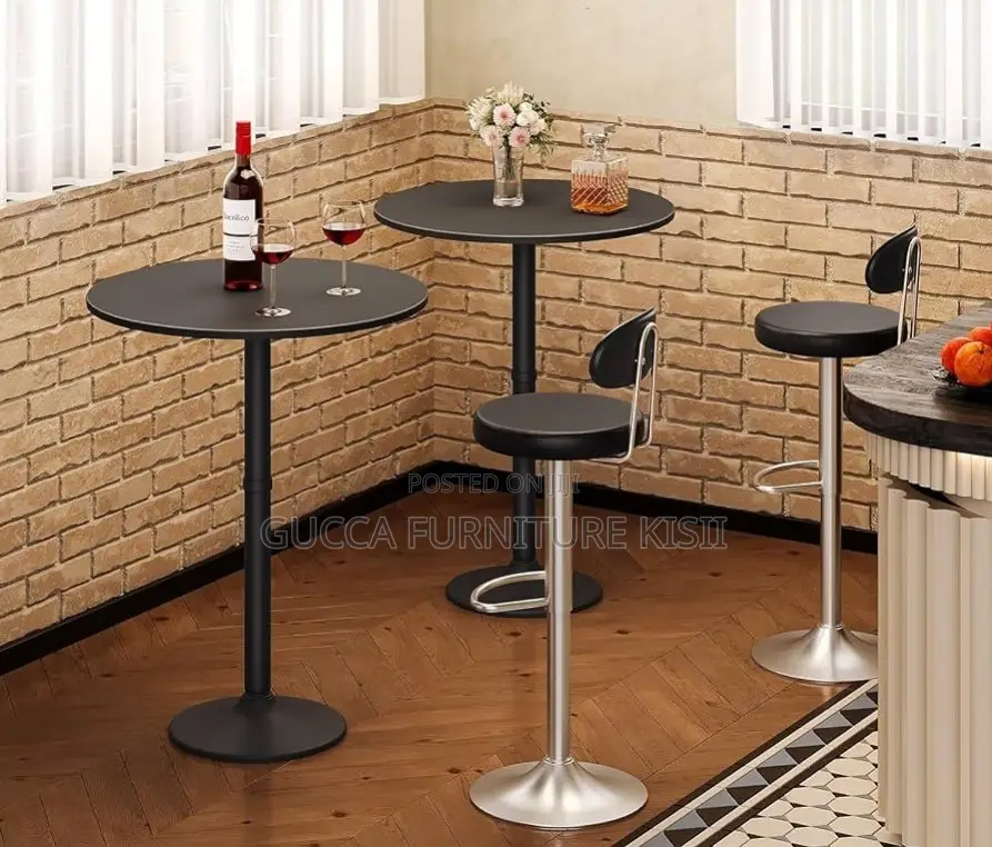 Round Height Adjustable Cocktail Table