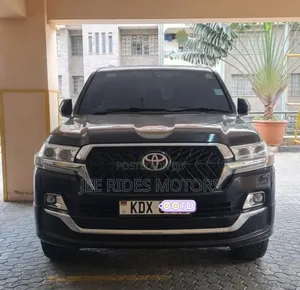 Toyota Land Cruiser 2011 Black