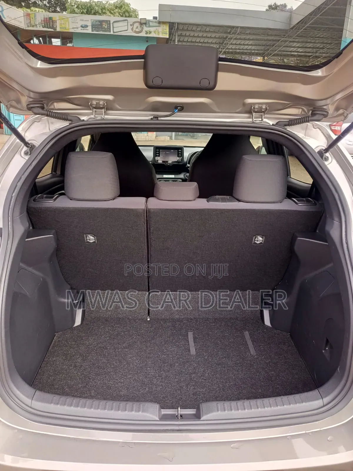 Toyota Yaris 2020 Brown