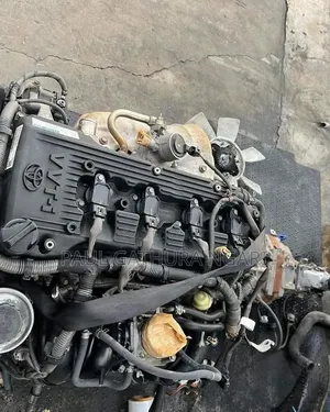 2tr Prado Engine